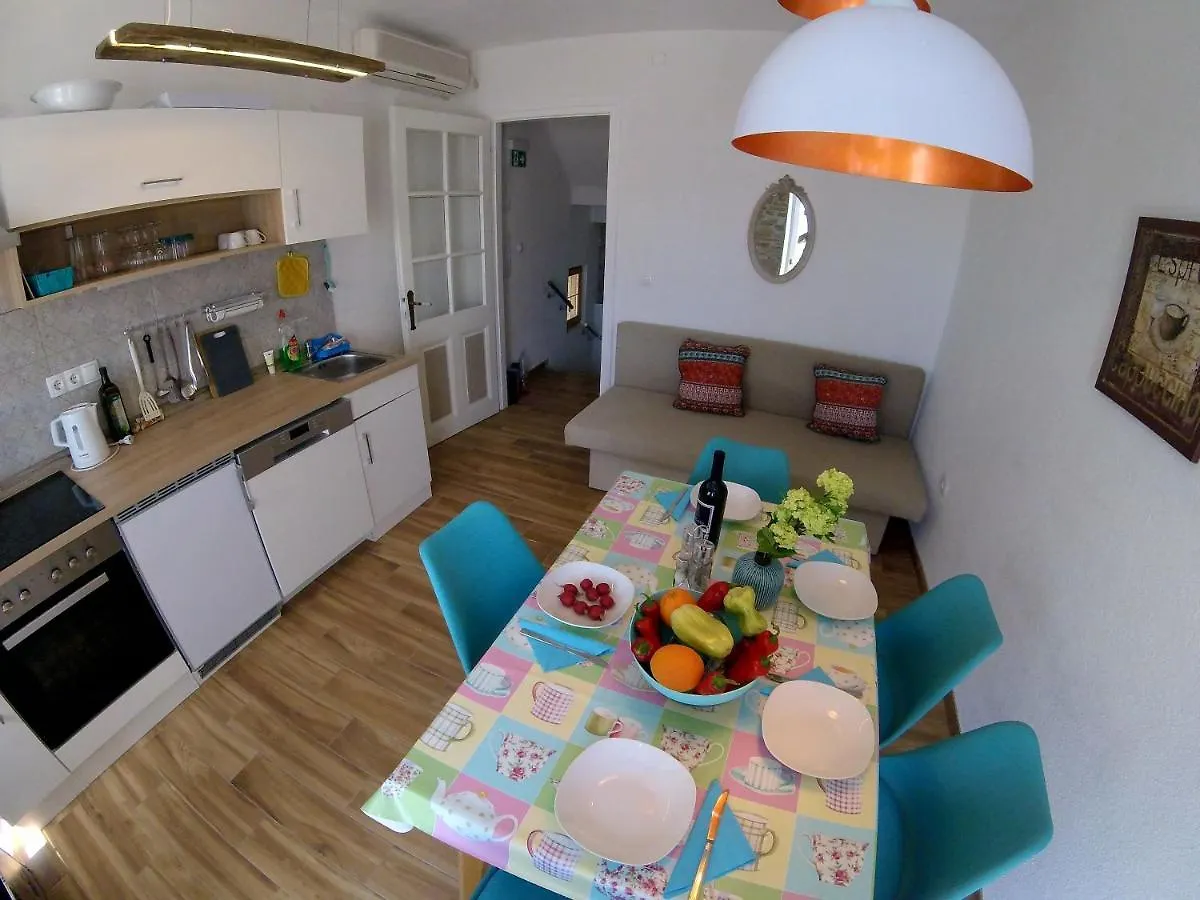 Holiday Home Sea Beach Dvorska 37 Crikvenica